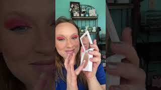 Ofra Cosmetics Highlighter#makeup #highlighter #beautyover30#ofracosmetics#beauty#makeuptutorial