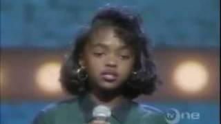 Lauryn Hill gets BOOED at age 13 (Live at the Apollo Amature Night 1987) || Beyond Fame!