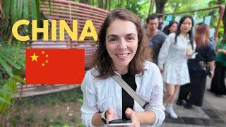 First Time in China…WOW! - Chengdu, China [中文字幕]