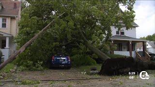 Storms tear through Northeast Ohio, leaving hundreds of thousands without power