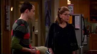 Big Bang Theory - Sheldon flattering Leonard's mom