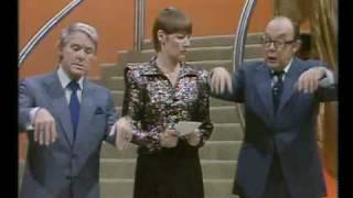 Glenda Jackson plays Hamlet as written by Ernie Wise
