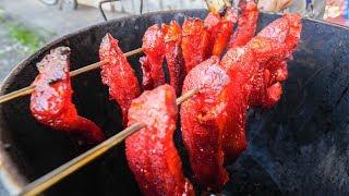 INCREDIBLE Street Food Tour in BORNEO, Malaysia! BEST Malaysian Street Food in Kuching!