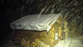 HIDING FROM A SNOWSTORM IN AN ABANDONED LOG CABIN. WINTER IS COMING!