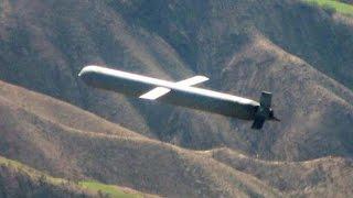 Полет российских крылатых ракет сняли в Сирии. Russian cruise missiles hit ISIS in Syria