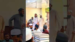 Mufti Tariq Masood Entry in Class  #muftitariqmasood #bayan #allah #love #islamicscholar #shorts