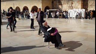 The Wailing Wall of Jerusalem (Western Wall) - A trip with the prayers