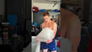 The wiggle at the end  #funny #icebath #satisfying
