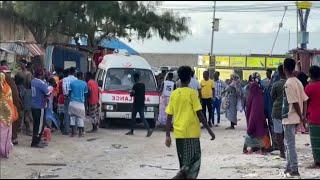 Взрыв на пляже в Могадишо: 32 погибших, 63 раненых