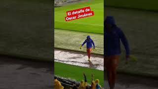 Oscar Jiménez regala sus guantes  América vs Atlante