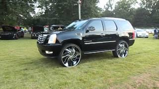 The Whip Paparazzi: Cadillac Escalade on 32" Starr Wheels