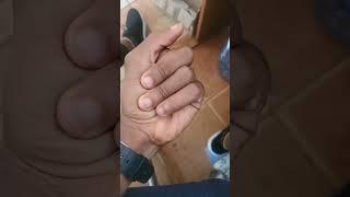 4 fingers #MAGIC #videoshow #finger #funny #prank