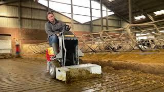 Slat and cubicle care in dairy farming with the Westermann CM2 Pro and ASS 900