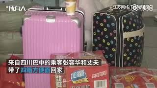 中国底层人民被剥削的真实写照，方便面就是年货