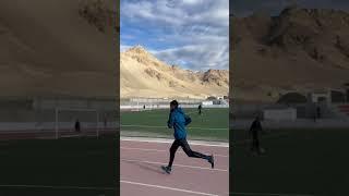 track sesh #running #lehladakh #training #himalayas #shorts