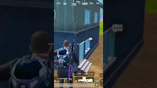 My teammate reaction after seeing snake in pubg mobile. 1vs1 fight. raghu Gaming