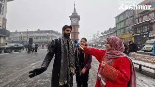 Srinagar welcomes tourists with  snowy charm, turning city into paradise