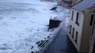 Lahinch Storm - Jan 2014 by Kevin Slattery