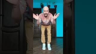 УЧИМСЯ КРУТО ТАНЦЕВАТЬ   #shorts #танцы #dance #обучение #тренировка #youtubeshorts #tiktok