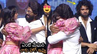 Actress Sanvee Meghana Give Tight Hug To Allu Arjun | Pushpaka Vimanam Trailer Launch | News Buzz