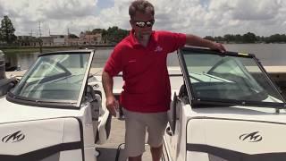 Monterey Boats M225 Walk Thru