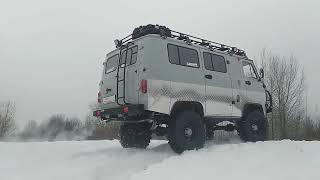 UAZ Bukhanka Extreme Off-Road