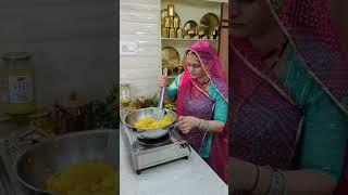 राजस्थानी शादियों वाला हलवा.. #geetascooking