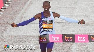 WORLD RECORD! 23 year old phenom Kelvin Kiptum makes history at Chicago Marathon | NBC Sports