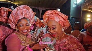 See how Money rains as Classy party rockers steal the show at Aisha and Malik's wedding in Ilorin.