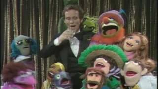 The Muppet Show: Joel Grey - "Willkommen"