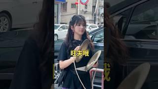 生这么漂亮的女儿，她妈妈一定很骄傲吧！潮汕小狮妹！#潮汕民俗文化 #潮汕营标旗 #熱門 #美女#醒狮文化 #beautiful