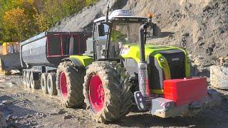 CLAAS XEREON 5000 TRAC 4x4x4 // CATERPILLAR 973D HEAVY WORK! Biggest RC Construction Site