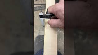 Finding Center Fast and Accurately. #axehandles #carpentry#woodworking