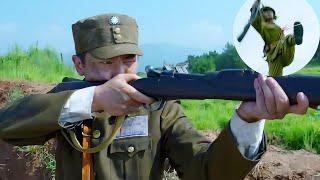 The young man shot the Japanese soldier in the head from 100 meters away