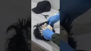 Man tries to board flight smuggling drugs under toupee | VOA News #reels #shorts