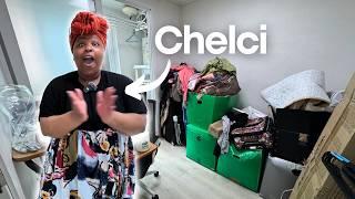 Decluttering for HOPE  Chelci’s MOTIVATING Closet Declutter