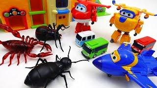 Go Go Super Wings, Tayo School is Under Attack by Monster Bugs