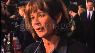 Patricia Richardson and her Children at the 'Harry Potter and the Chamber of Secrets' Premiere 1/2