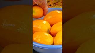 대만가면 꼭 먹는?! 한개 500원짜리 샛노란 애플망고 자르기 - Must Try! Taiwanese Bright Yellow Apple Mango Cutting Skills