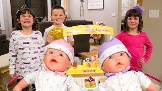 Twins go Shopping with their BABY DOLLS at the DESSERT STORE!!