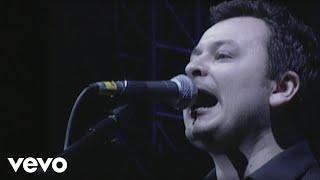 Manic Street Preachers - A Design for Life (Live from Cardiff Millennium Stadium, 1999)