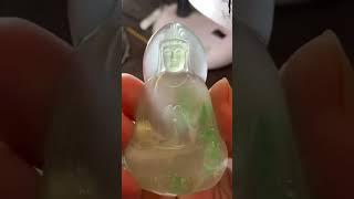 手捧净瓶-静观世事｜飘花净瓶观音 #翡翠定制设计 #翡翠雕刻设计 #缅甸翡翠 #翡翠观音 #翡翠 #天然翡翠 #玉佩 #翡翠手鐲 #古玉收藏 #shorts