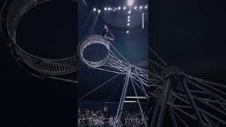 The third perspective of the dreamy flywheel is here, jumping rope on the flywheel