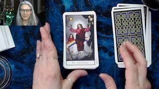 Connolly Tarot Unboxing and Test Drive