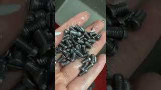 Do you know the principle of slotted screw forming? China Shi Shi Tong Screw Factory