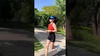 不开心了没关系呀，跑一跑跳一跳就都好了，不就对抗情绪嘛，记住啦，脸上有微笑，心中便有阳光，这才是最美的样子！#致每一个努力奔跑的人 #自律遇见更好的自己  #因为热爱所以坚持