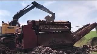 Cleaning rock with the Extec Robotrac Screener