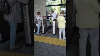Проход через турникеты в Калининграде