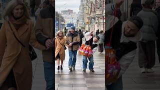 Как вам реакции в Москве ? Снимаем еще в Москве ??