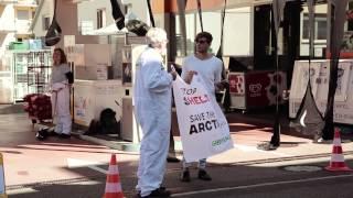 Greenpeace-AktivistInnen blockieren alle Shell-Tankstellen in Zürich